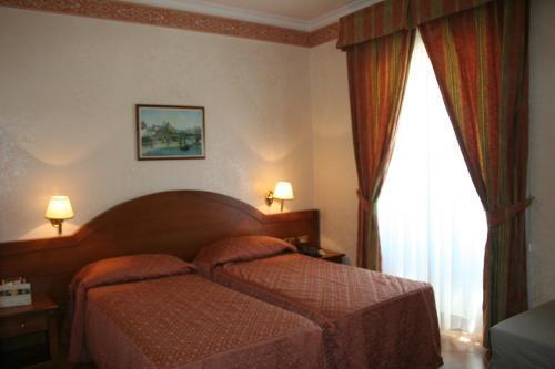 Hotel Squarciarelli Grottaferrata